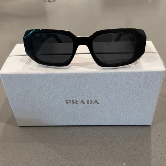 Prada | Accessories | Prada Black Rectangular Sunglasses  display picture 3